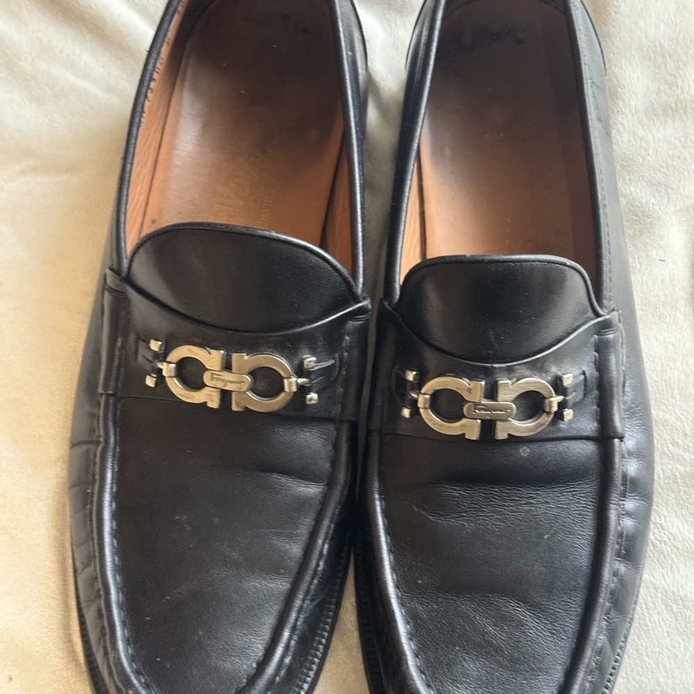 Salvatore Ferragamo Black Leather Gancini Bit Loafers - Picture 2 of 10